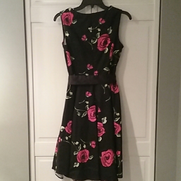 Size M sundress Bridesmay - Picture 1 of 5